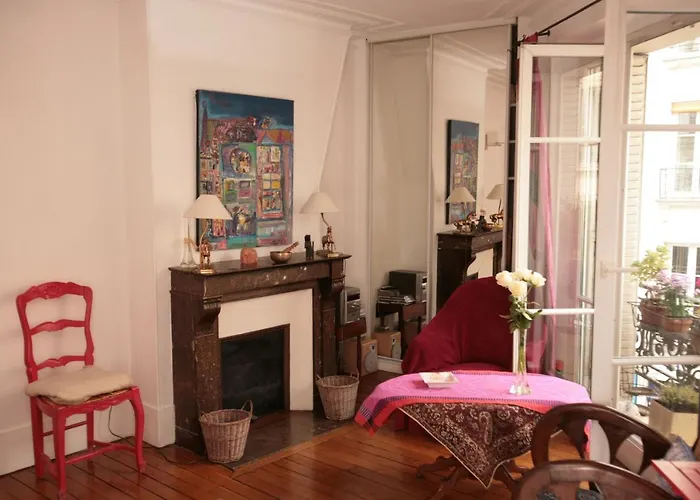 Opera Apartment